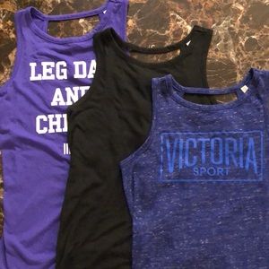 💰Bundle!💰 3 Strappy Tanks